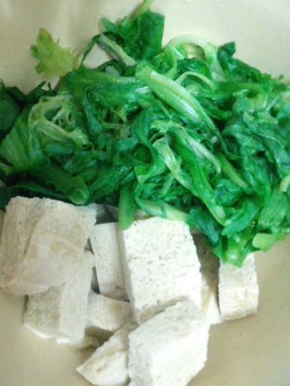 晚餐:水煮青菜豆腐