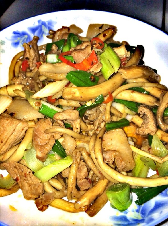 蘑菇炒肉