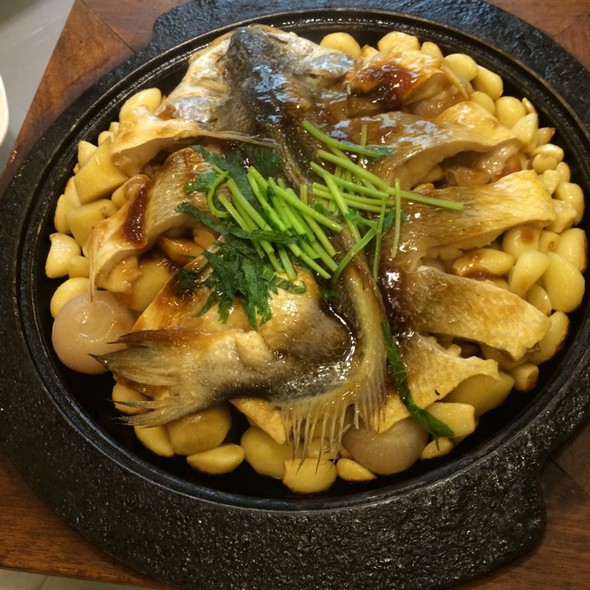 石锅野生大黄鱼
