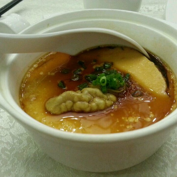 龙虾脑蒸蛋