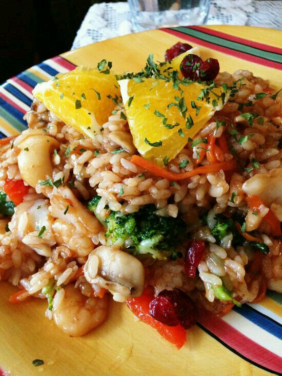 西班牙海鲜炒饭如何做_海鲜炒饭_虾酱炒饭(2)