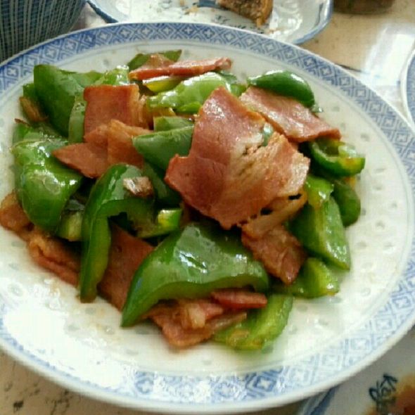 培根炒青椒