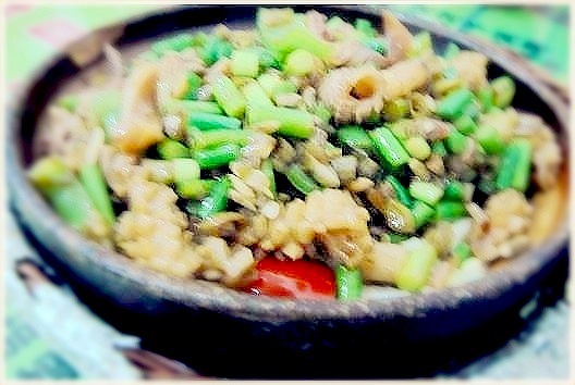 酸辣鱿鱼铁板饭_hana卷的美食日记_豆果美食